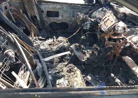 2021 Toyota Camry Se Hybrid z USA, uszkodzony, nr VIN 4T1S31AK0MU566675